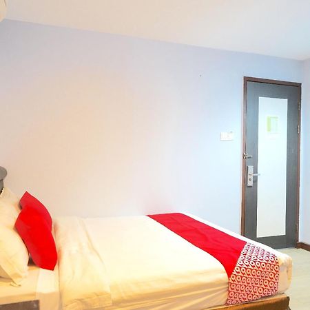 Super Oyo 89544 Utama Inn Bintulu Eksteriør billede